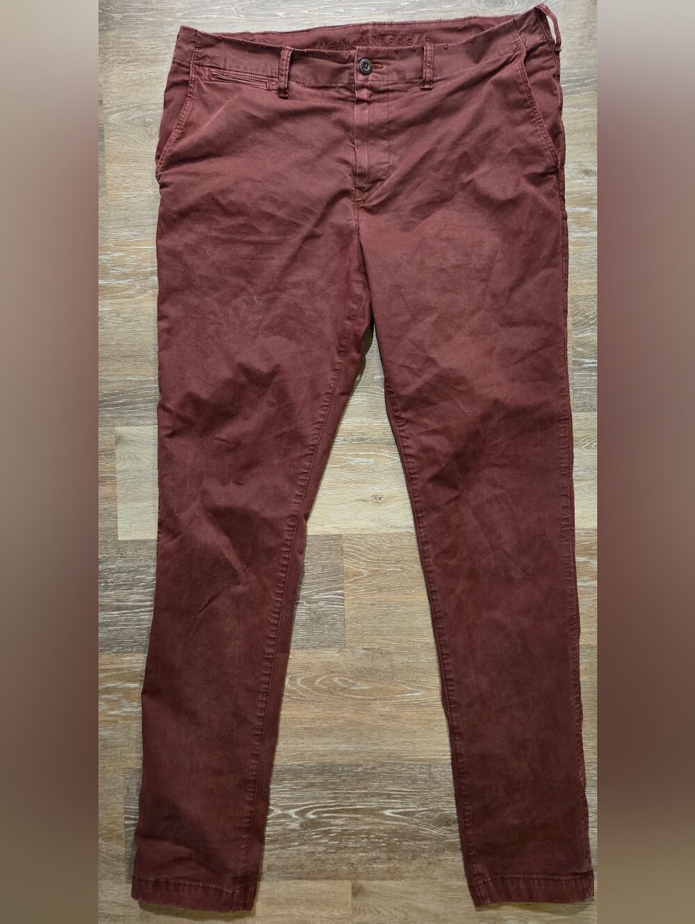 American Eagle Men's Burgundy Lived-In Chino Khaki Pants Size 36x36
